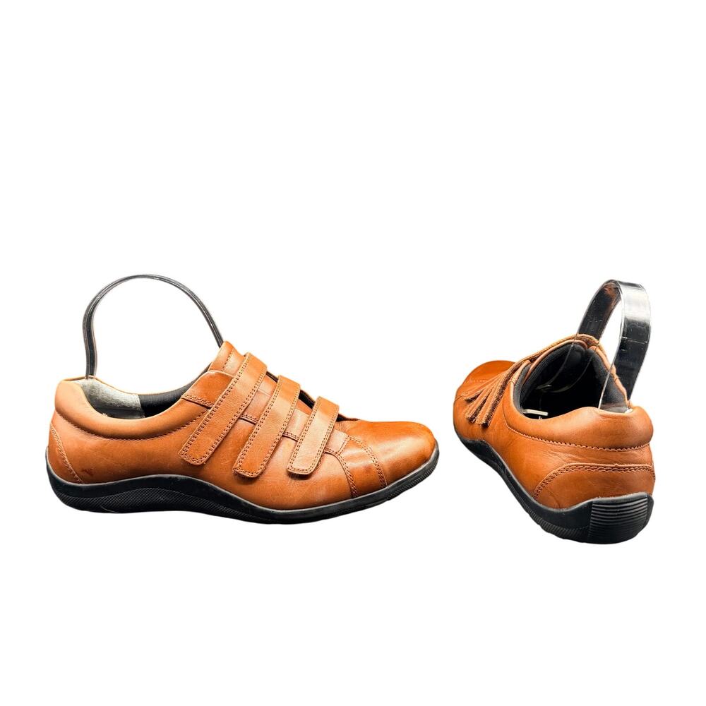 Ros Hommerson Natasha Brown Leather Velcro Shoes 8W Wide Comfort